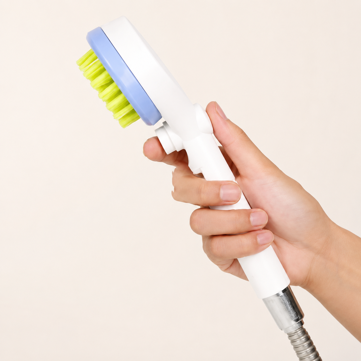 Pet Bath Brush – Massage & Rinse Sprayer for Dogs and Cats - Image 3